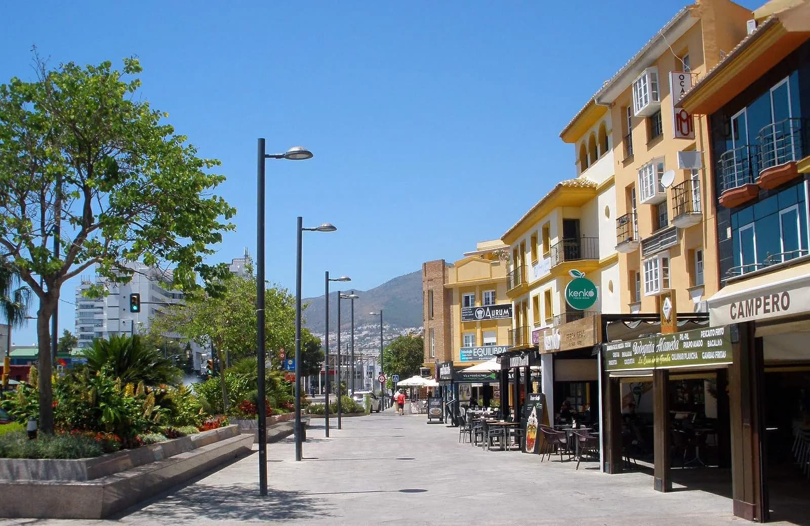 Apartment blocks in Arroyo de la Miel, Benalmádena